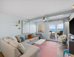Holiday Surf and Racquet Unit 321